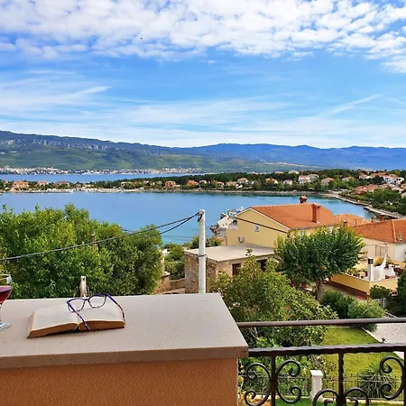 Rebeka By Interhome Apartament Šilo