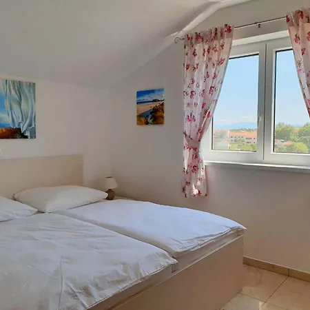 Rebeka By Interhome Apartmán Šilo